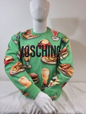 Moschino Mens Green Graphic Food-Print Sweatshirt